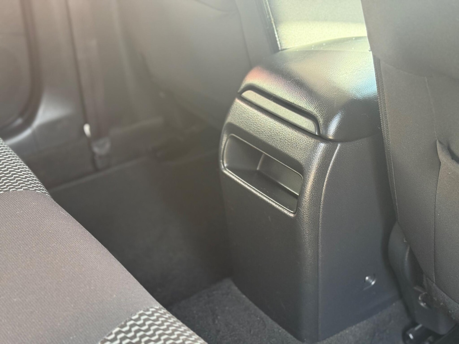 Used Nissan Pulsar 2015 for sale - 76326160: Photo 25