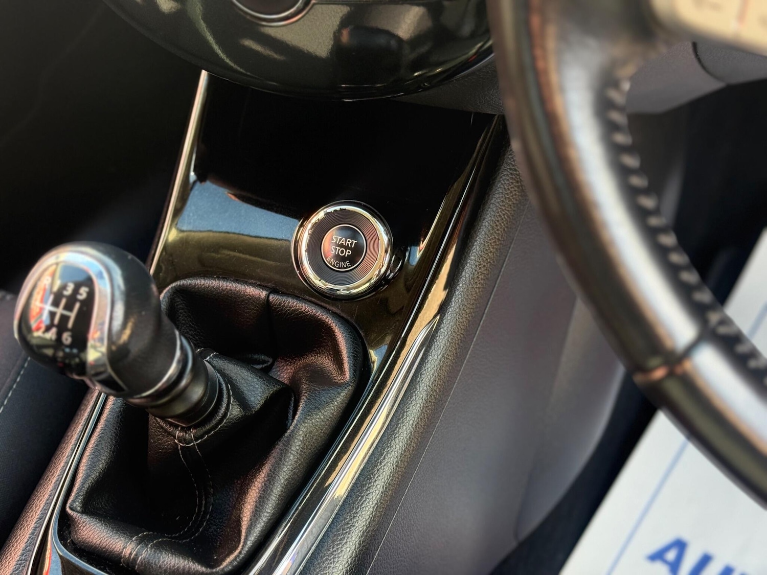 Used Nissan Pulsar 2015 for sale - 76326160: Photo 49