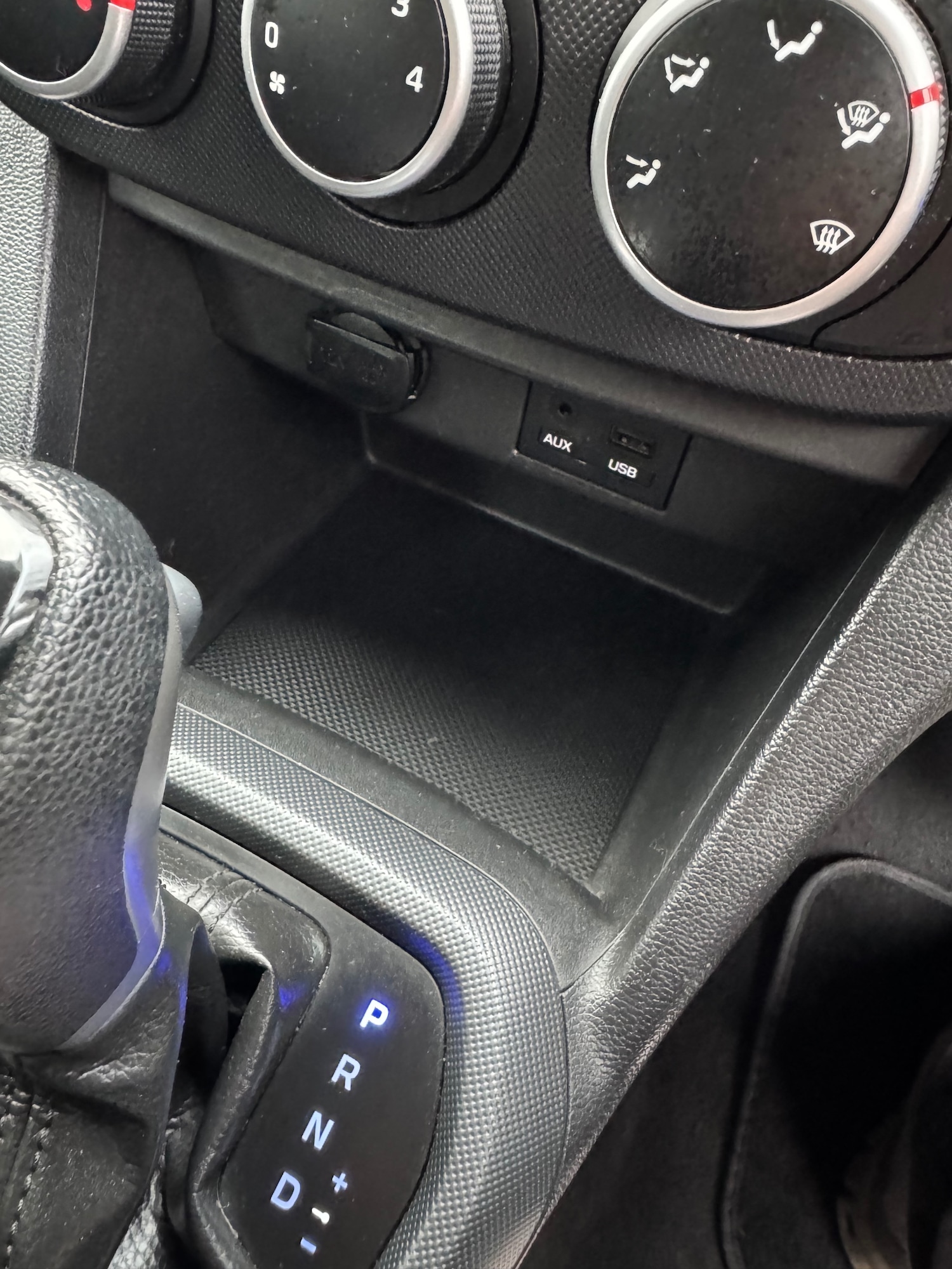 Used Hyundai i10 2017 for sale - 77095228: Photo 13