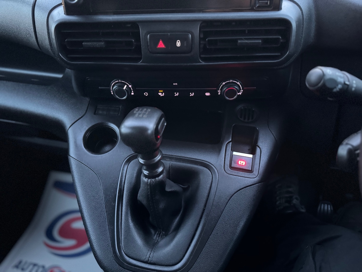 Used Peugeot Partner 2023 for sale - 76704689: Photo 12