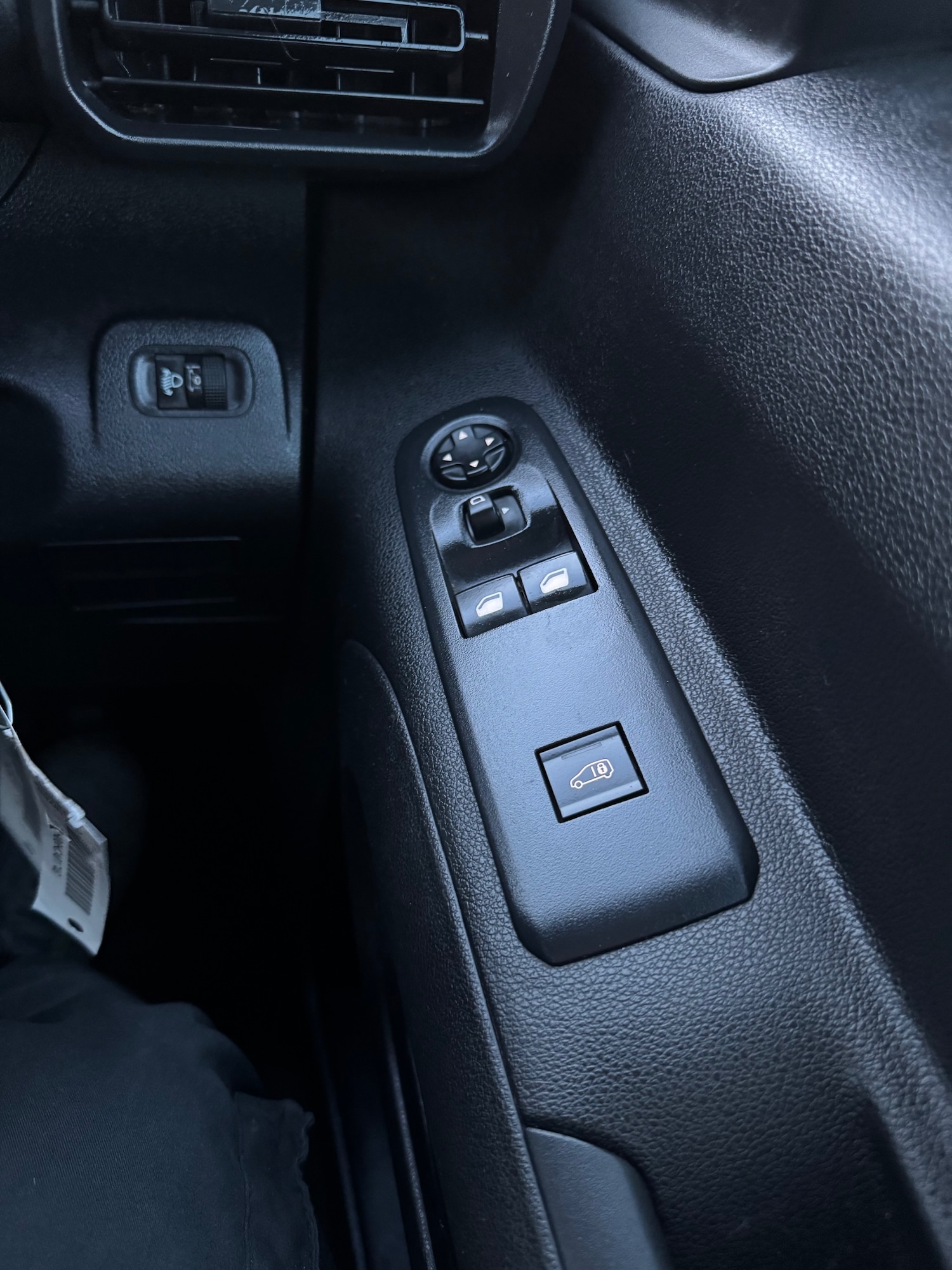 Used Peugeot Partner 2023 for sale - 76704689: Photo 13