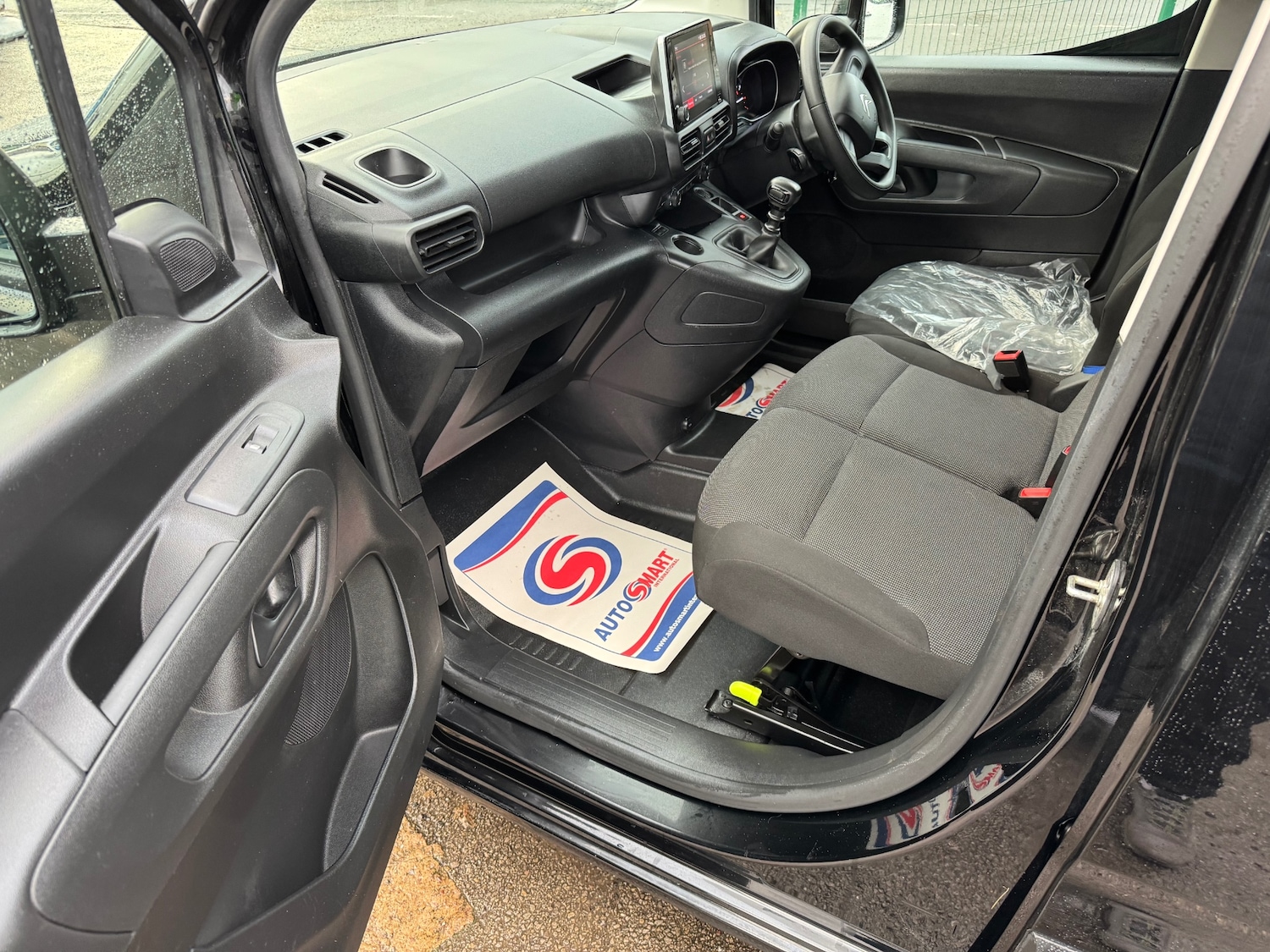 Used Citroen Berlingo 2023 for sale - 76879746: Photo 8