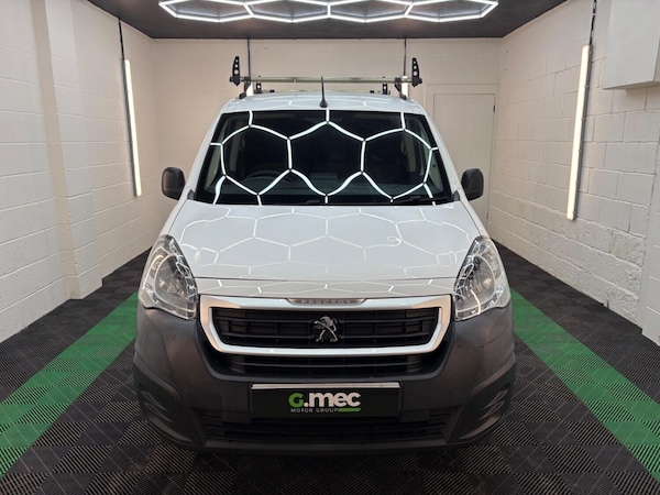 Used Peugeot Partner 2018 for sale - 76218796: Photo 2