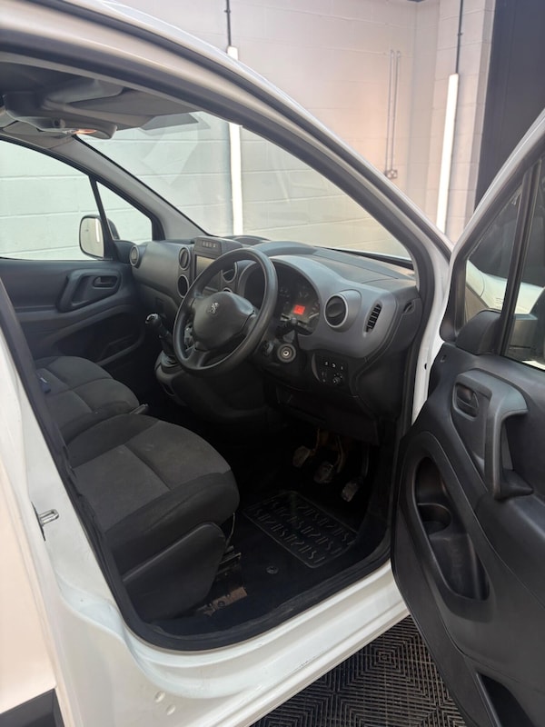 Used Peugeot Partner 2018 for sale - 76218796: Photo 6