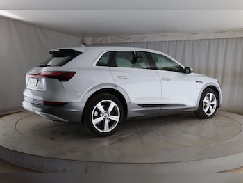 Used Audi e-tron 2020 for sale - 79259127: Photo