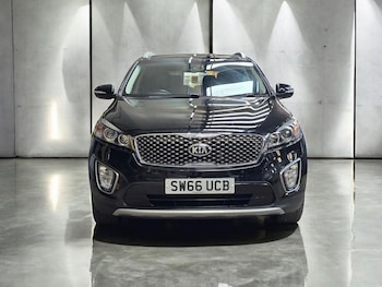 Used Kia Sorento 2017 for sale - 79063548: Photo