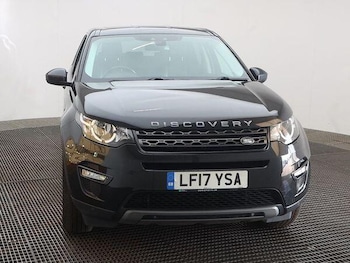 Used Land Rover Discovery Sport 2017 for sale - 79575113: Photo