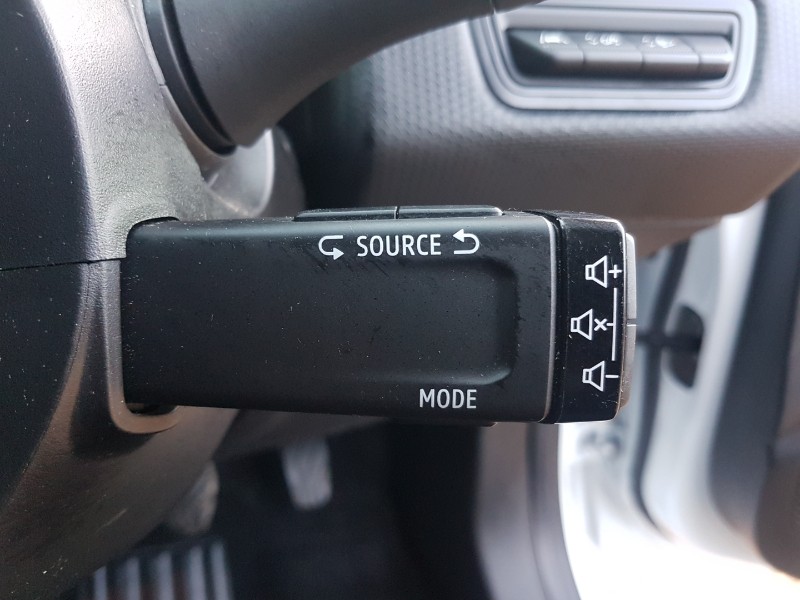 Used Renault Clio 2021 for sale - 76964019: Photo 17