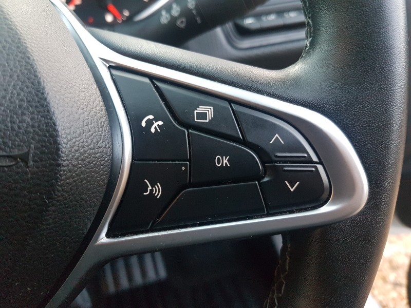 Used Renault Clio 2021 for sale - 76964019: Photo 19