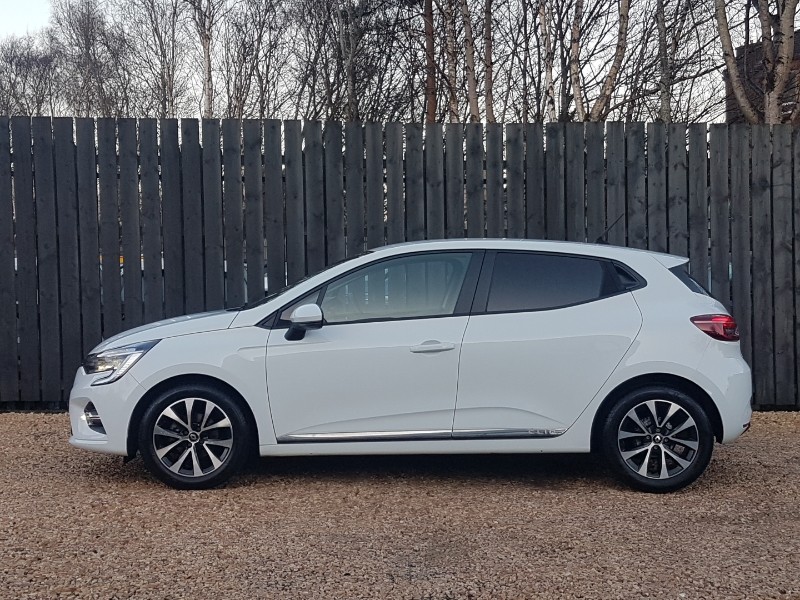 Used Renault Clio 2021 for sale - 76964019: Photo 4