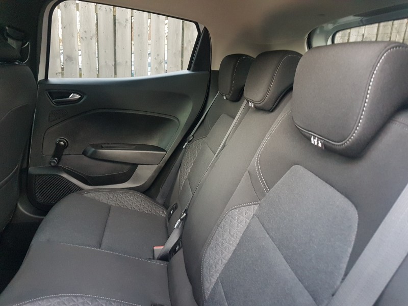 Used Renault Clio 2021 for sale - 76964019: Photo 6