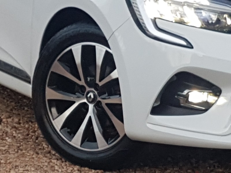 Used Renault Clio 2021 for sale - 76964019: Photo 9