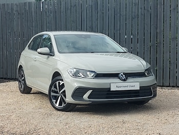 Used Volkswagen Polo 2024 for sale - 79048579: Photo