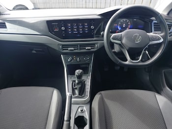 Used Volkswagen Polo 2024 for sale - 79048579: Photo