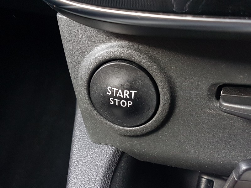 Used Renault Clio 2018 for sale - 78113552: Photo 16