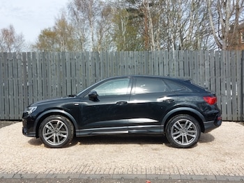 Used Audi Q3 2023 for sale - 78151209: Photo