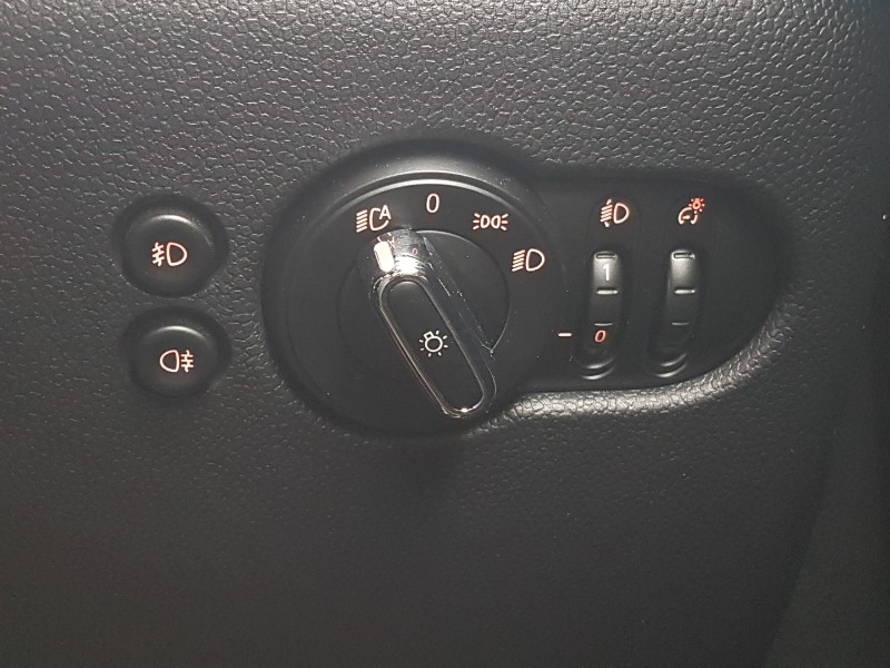 Used MINI Hatch 2019 for sale - 76369815: Photo 11