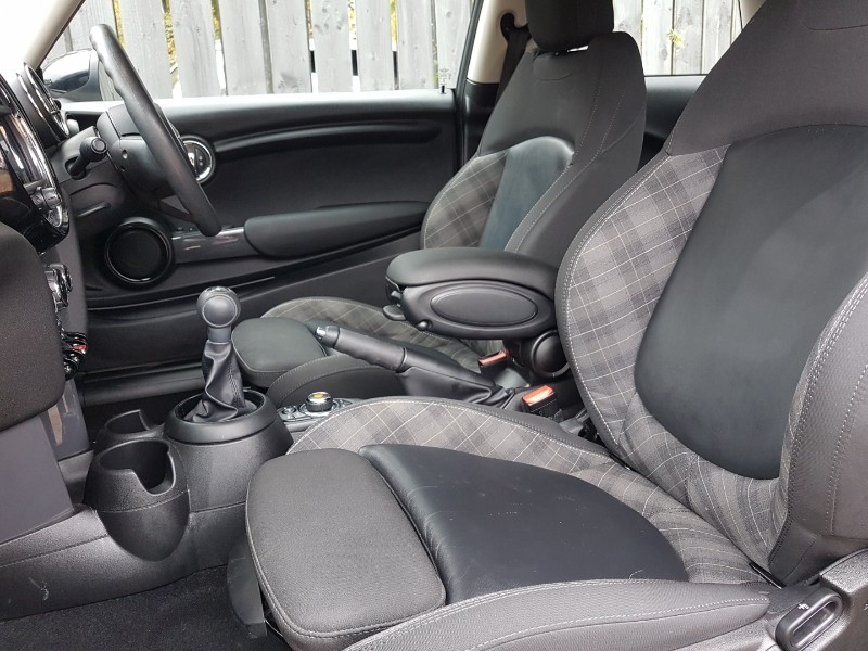Used MINI Hatch 2019 for sale - 76369815: Photo 5