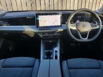 Used Volkswagen Passat 2024 for sale - 73698116: Photo