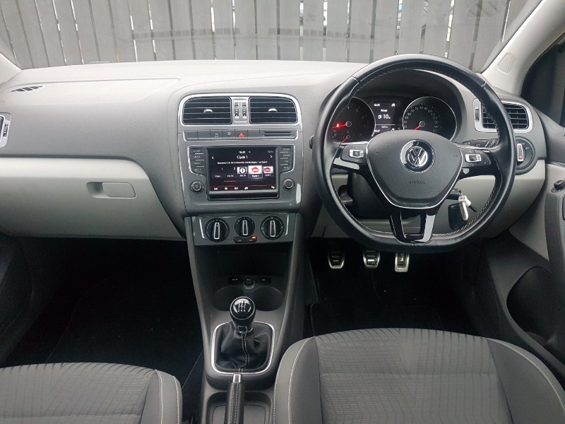 Used Volkswagen Polo 2015 for sale - 76906911: Photo 10