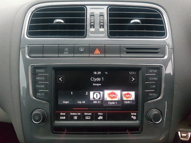 Used Volkswagen Polo 2015 for sale - 76906911: Photo 7