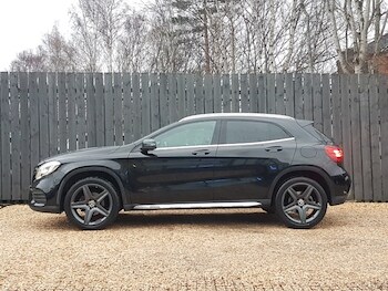 Used Mercedes-Benz GLA 2020 for sale - 77329652: Photo