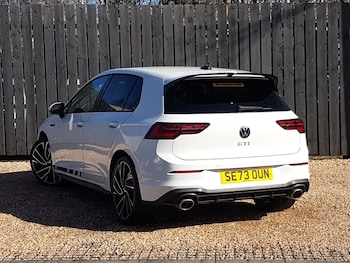 Used Volkswagen Golf 2023 for sale - 78013567: Photo