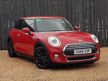 Used MINI Hatch 2018 for sale - 77062743: Photo