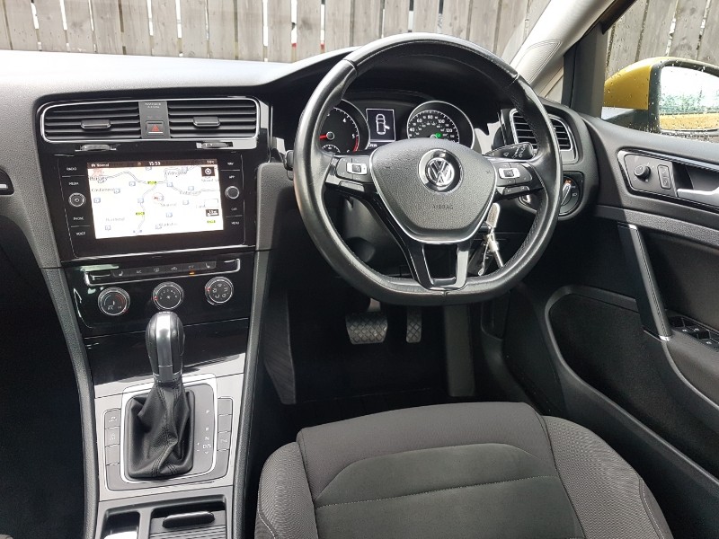 Used Volkswagen Golf 2017 for sale - 77881716: Photo 10