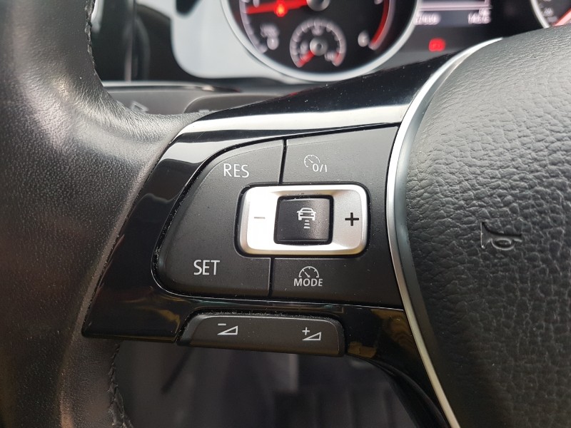 Used Volkswagen Golf 2017 for sale - 77881716: Photo 17