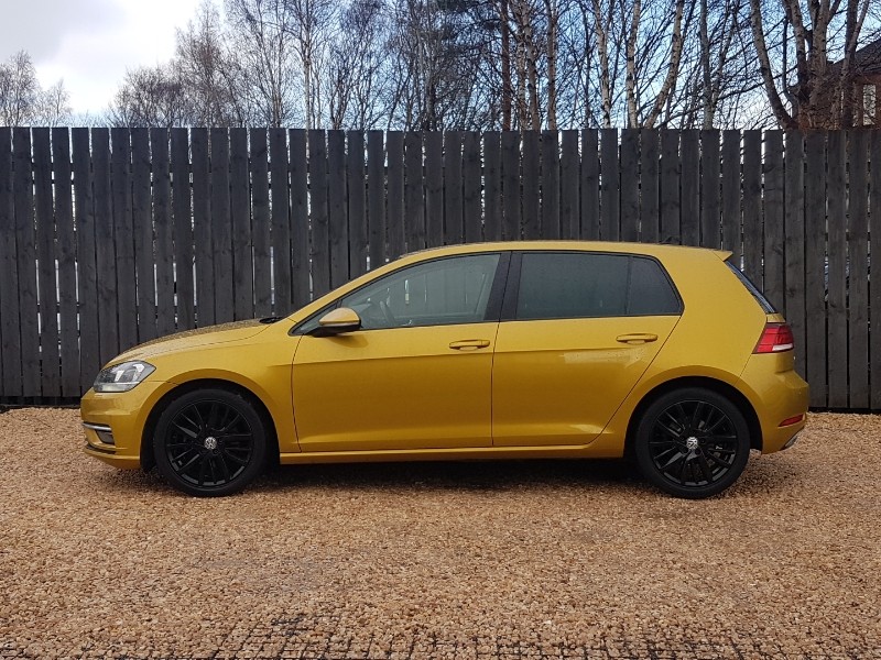 Used Volkswagen Golf 2017 for sale - 77881716: Photo 4
