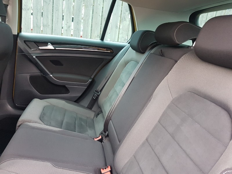 Used Volkswagen Golf 2017 for sale - 77881716: Photo 6