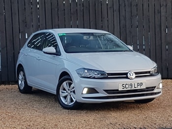 Used Volkswagen Polo 2019 for sale - 76683440: Photo