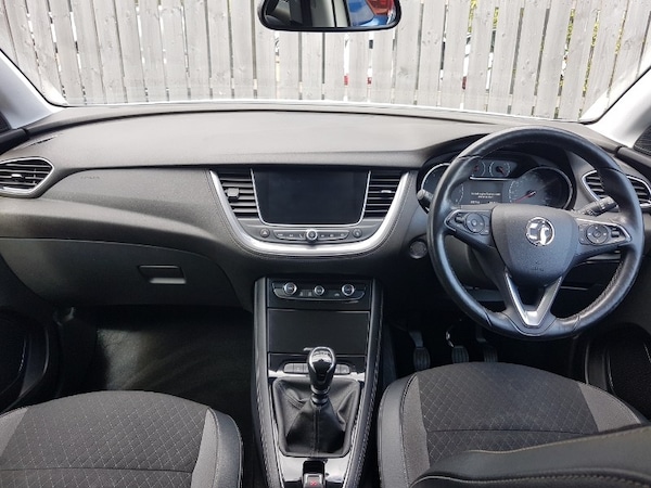 Used Vauxhall Grandland X 2018 for sale - 76254630: Photo 2