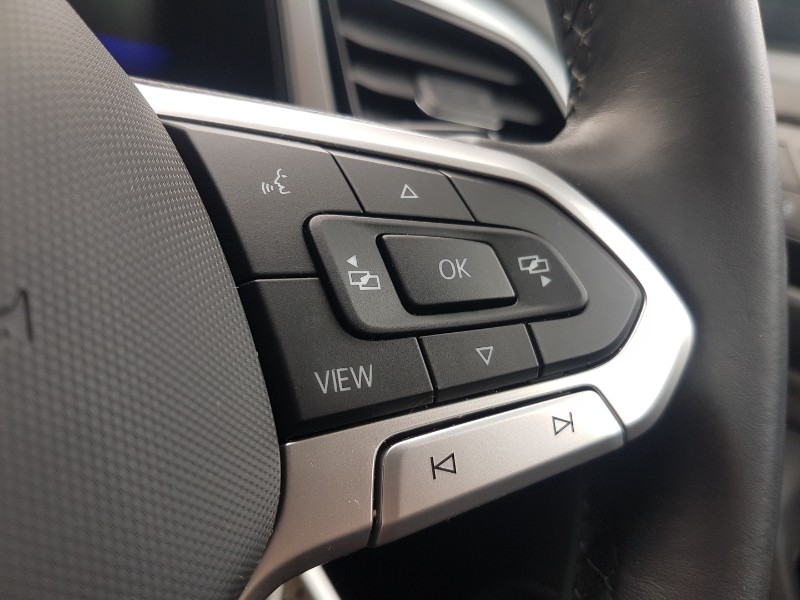 Used Volkswagen T-Roc 2023 for sale - 76736912: Photo 13