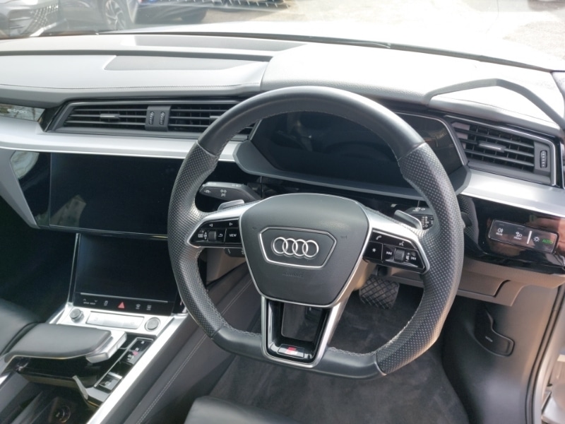 Used Audi e-tron 2020 for sale - 78151198: Photo 17