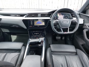 Used Audi e-tron 2020 for sale - 78151198: Photo