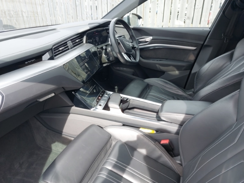 Used Audi e-tron 2020 for sale - 78151198: Photo 5