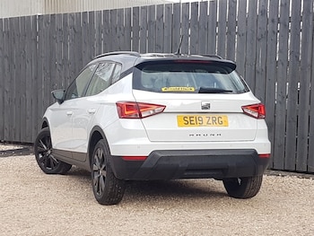 Used SEAT Arona 2019 for sale - 77987671: Photo