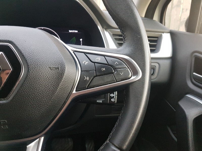 Used Renault Captur 2023 for sale - 76763678: Photo 19