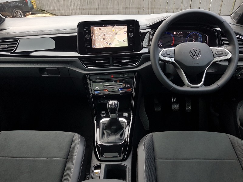 Used Volkswagen T-Roc 2025 for sale - 77223476: Photo 2