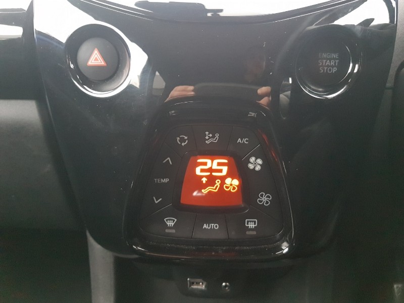 Used Toyota AYGO 2021 for sale - 76975080: Photo 11