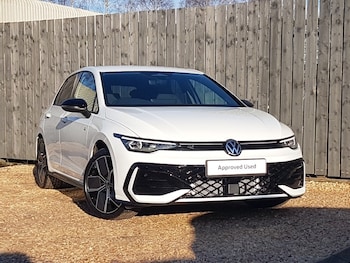 Used Volkswagen Golf 2025 for sale - 78155827: Photo