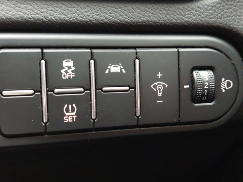 Used Kia XCeed 2020 for sale - 76763660: Photo 17