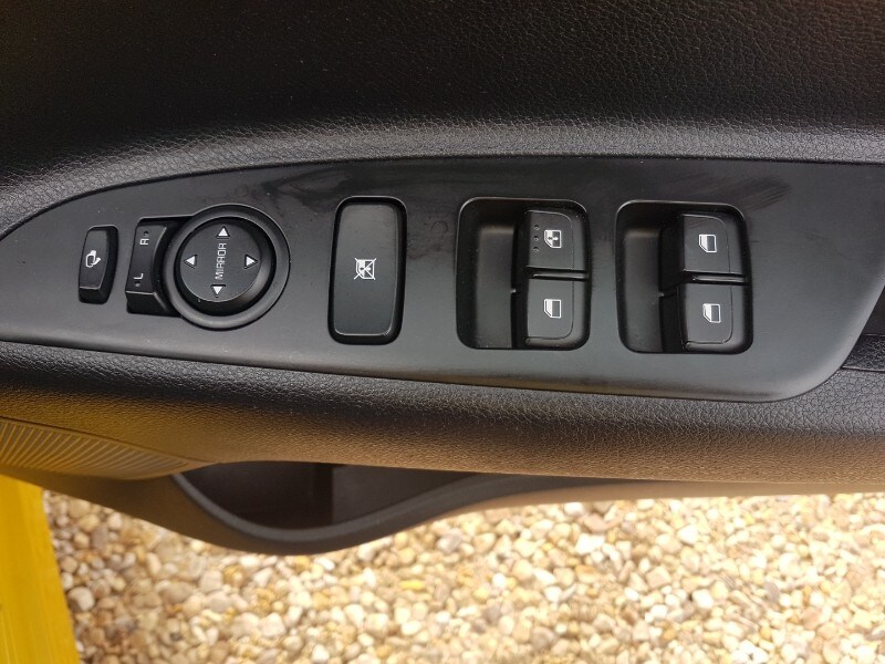 Used Kia Rio 2023 for sale - 77832198: Photo 16