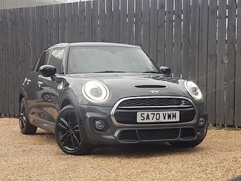 Used MINI Hatch 2020 for sale - 77682343: Photo
