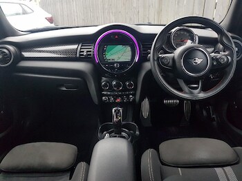 Used MINI Hatch 2020 for sale - 77682343: Photo