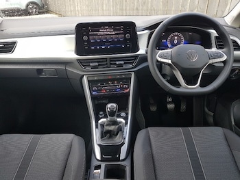 Used Volkswagen T-Roc 2025 for sale - 76795381: Photo