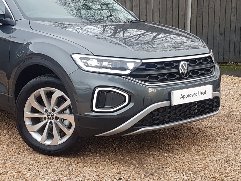 Used Volkswagen T-Roc 2025 for sale - 76834424: Photo 12