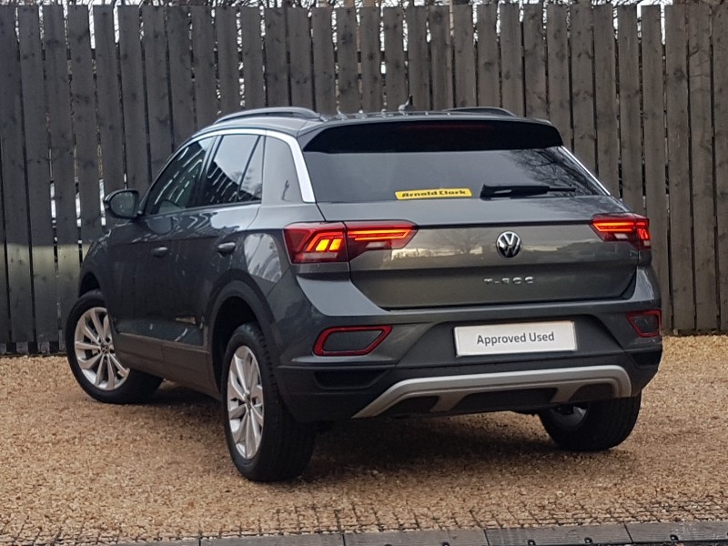 Used Volkswagen T-Roc 2025 for sale - 76834424: Photo 3